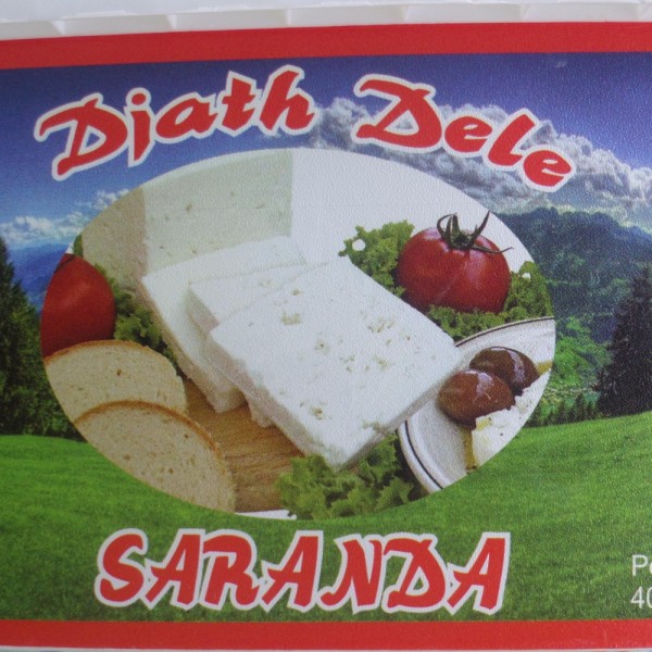 Ez a bio birkasajt egy barátunk sajtüzemében készül Dél-Albániában